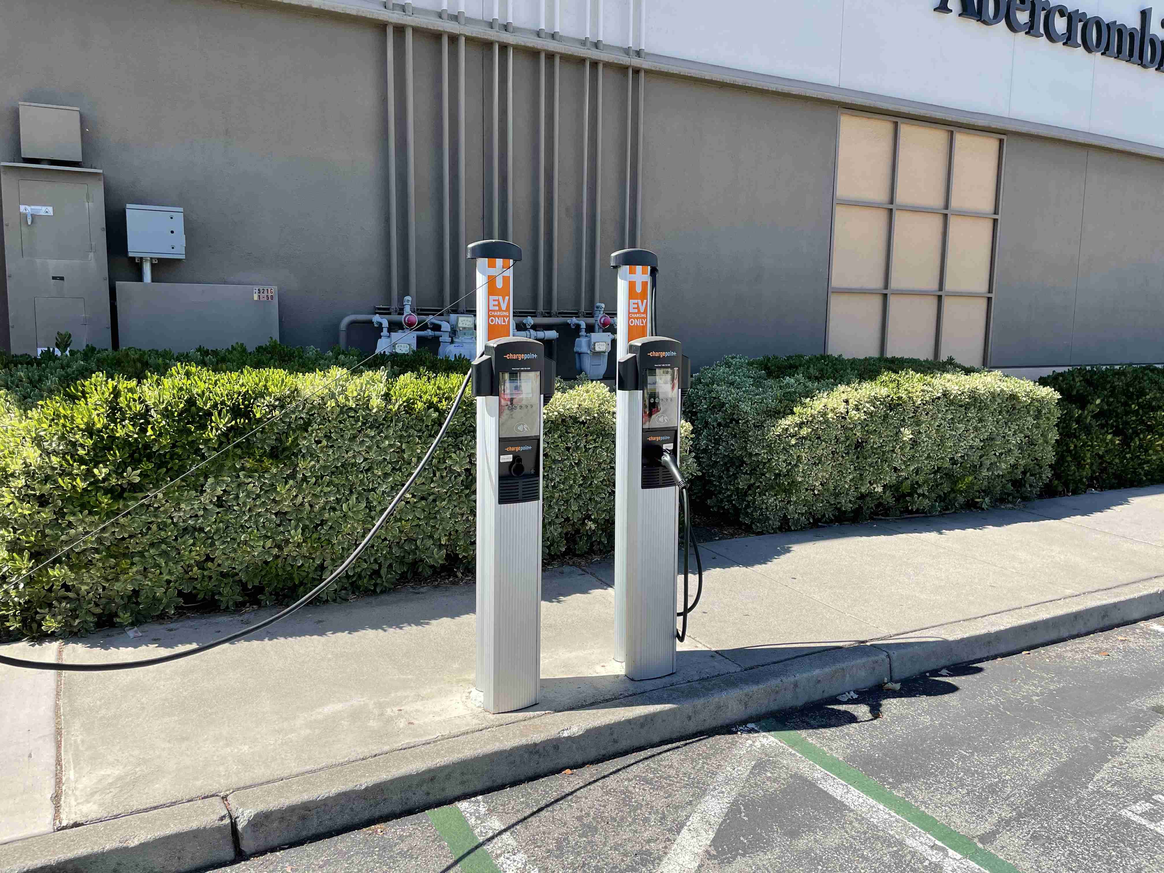 Gilroy Premium Outlets-1